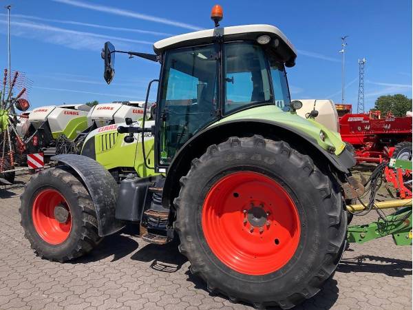 Трактор Claas Arion 640 (2011)