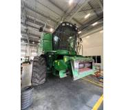 Комбайн John Deere 9880STS