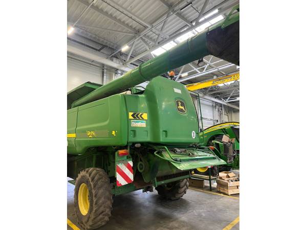 Комбайн John Deere 9880STS (2004)