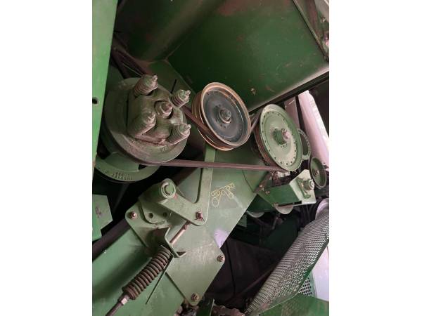 Комбайн John Deere 9880STS (2004)