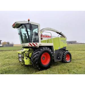 Кормозбиральний комбайн Claas Jaguar 850 (2002)
