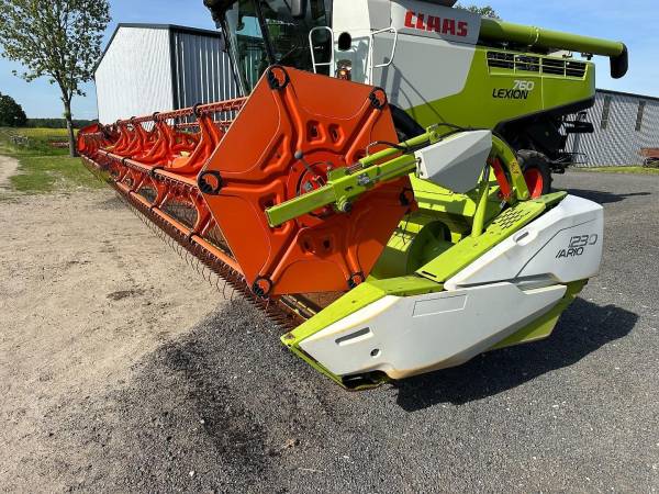 Жниварка зернова Claas V1230 (2016)