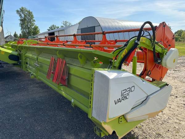Жниварка зернова Claas V1230 (2016)