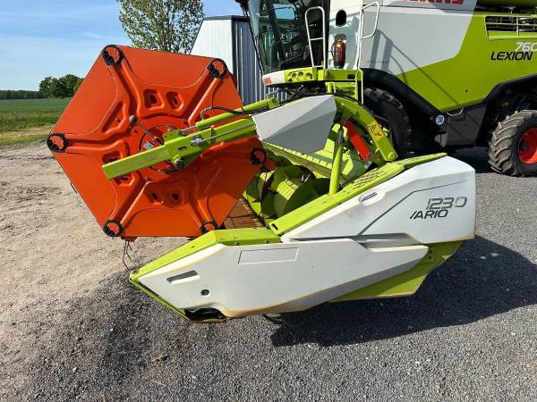 Жниварка зернова Claas V1230 (2016)