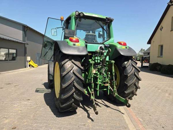 Трактор John Deere 6820 (2005)