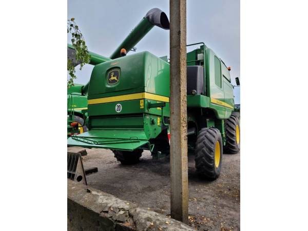 Комбайн John Deere W660 (2009)