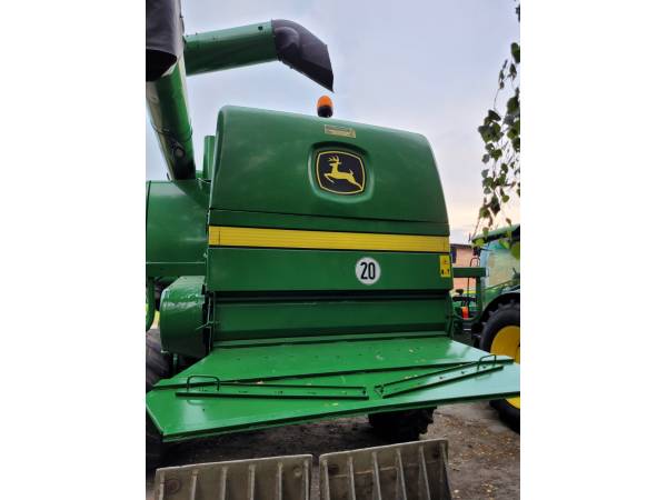 Комбайн John Deere W660 (2009)