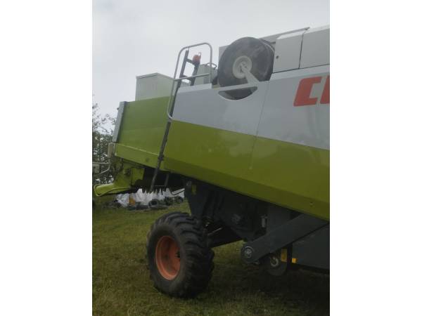 Комбайн Claas Lexion 450 (1999)