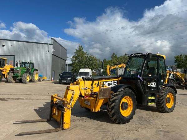 Погрузчик JCB 540-140 (2019)