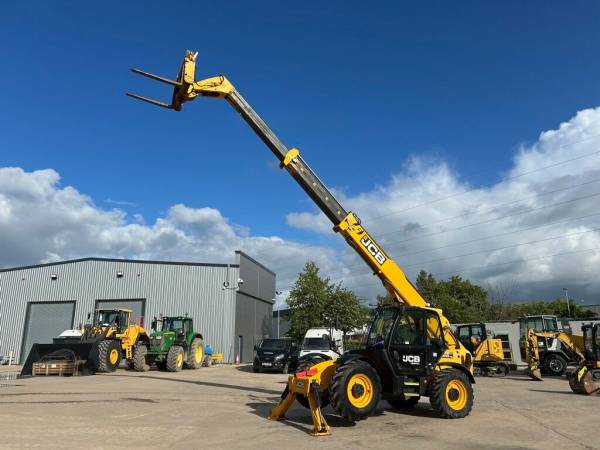 Погрузчик JCB 540-140 (2019)