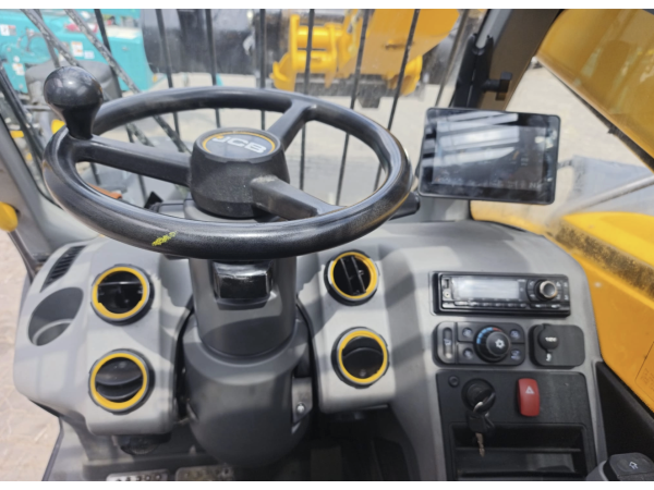 Навантажувач JCB 542-70 AGRI (2023)