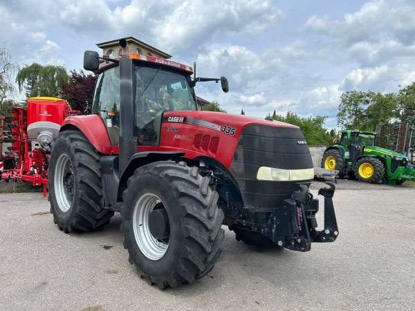 Трактор Case IH Magnum 335 (2011)
