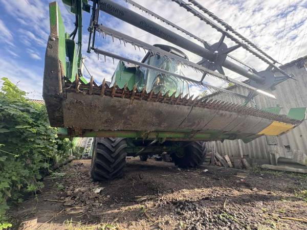 Жниварка зернова John Deere 915Flex
