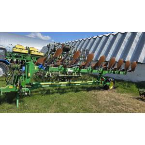 Плуг John Deere 3810 (2015)