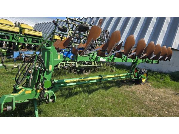 Плуг John Deere 3810 (2015)