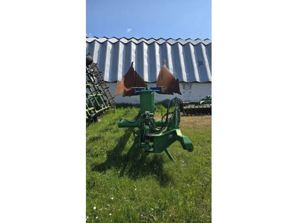 Плуг John Deere 3810 (2015)