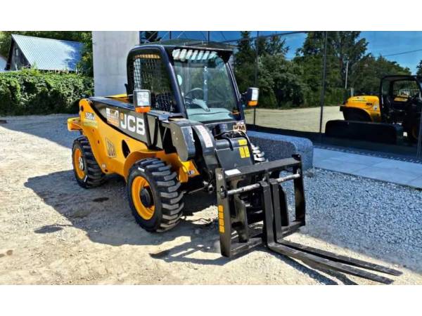 Навантажувач JCB 520-40 (2008)