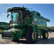 Комбайн John Deere T660