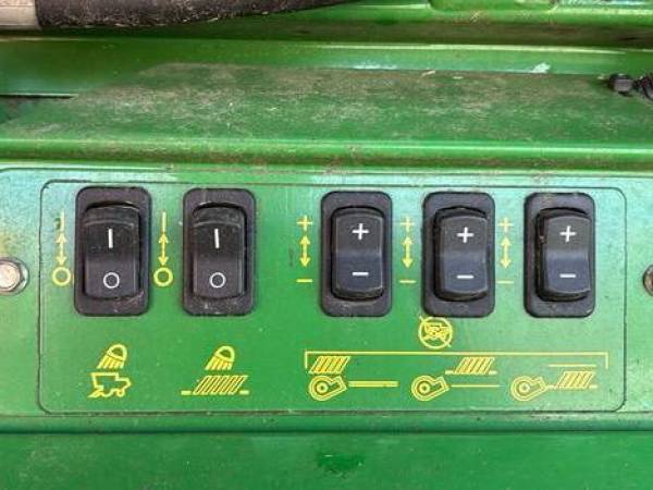 Комбайн John Deere T660 (2013)