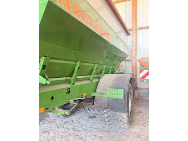 Розкидач добрив Amazone ZG-B 5500 (2012)