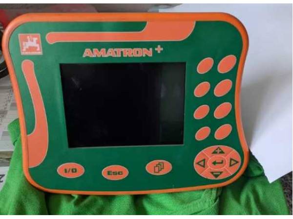 Розкидач добрив Amazone ZG-B 5500 (2007)