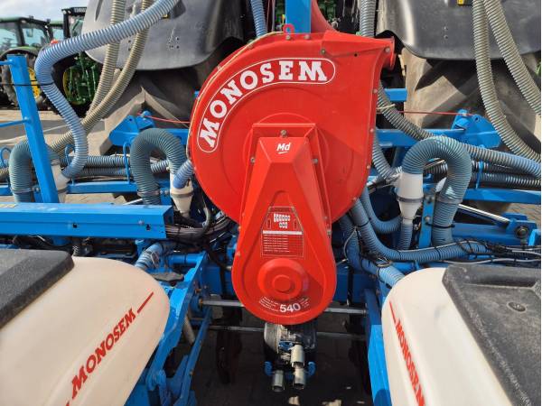 Сівалка точного висіву Monosem NH Plus 8 (2018)