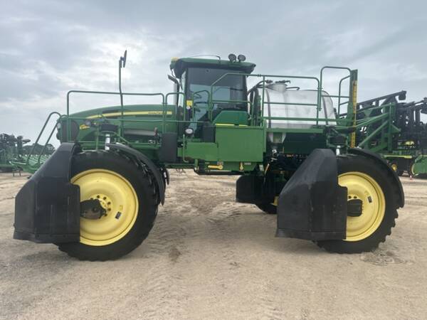 Самохідний обприскувач John Deere 4730 (2012)
