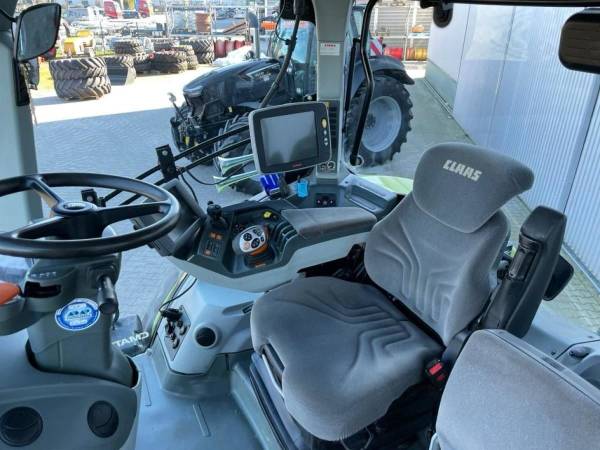 Трактор Claas Axion 920 (2017)