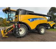 Комбайн New Holland CX 8070