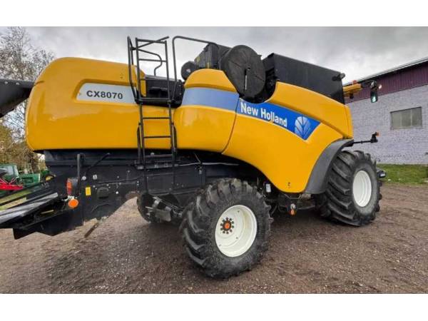 Комбайн New Holland CX 8070 (2013)