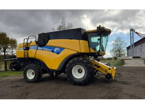 Комбайн New Holland CX 8070 (2013)