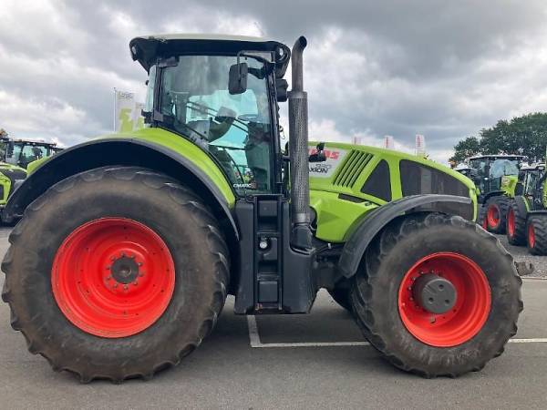 Трактор Claas Axion 930 (2013)
