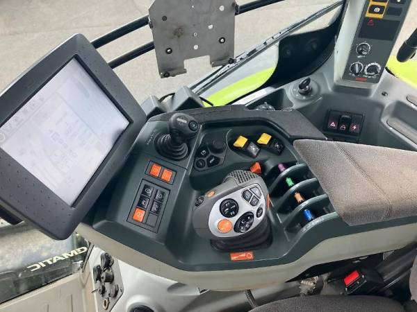 Трактор Claas Axion 930 (2013)