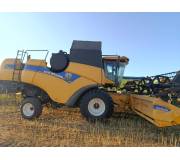 Комбайн New Holland CX6090