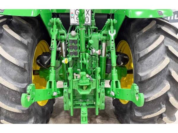 Трактор John Deere 7810 (2000)