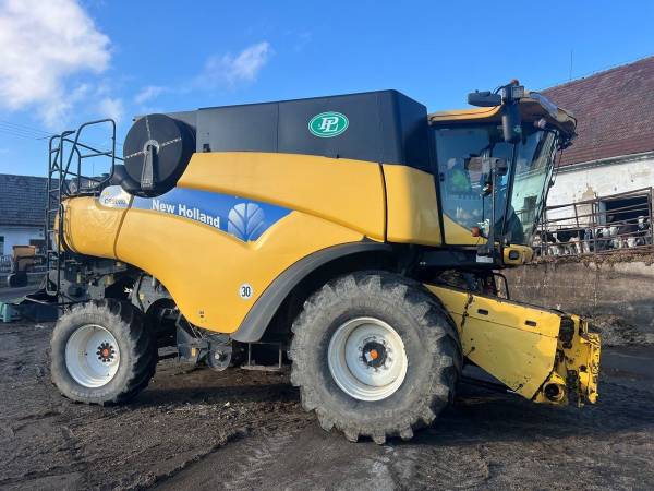 Комбайн New Holland CR9080 Elevation (2011)