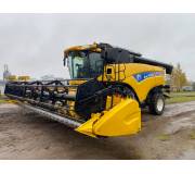 Комбайн New Holland CX 8070