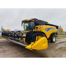 Комбайн New Holland CX 8070 (2012)