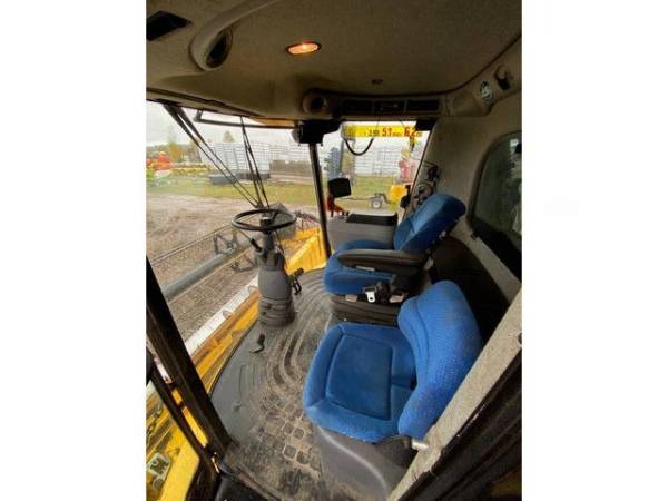 Комбайн New Holland CX 8070 (2012)