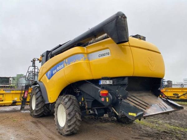 Комбайн New Holland CX 8070 (2012)