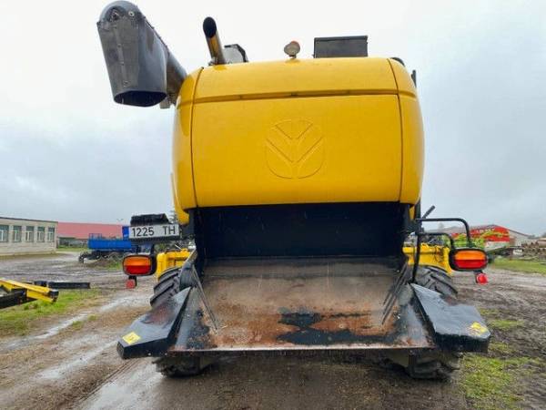 Комбайн New Holland CX 8070 (2012)
