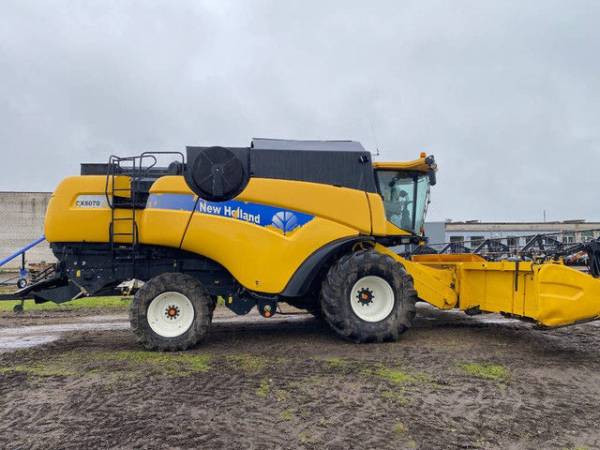 Комбайн New Holland CX 8070 (2012)