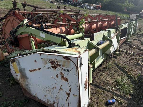 Жатка зерновая Claas Vario 750