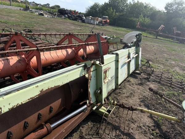 Жатка зерновая Claas Vario 750