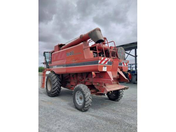 Комбайн Case IH Axial-Flow 1640 (1989)