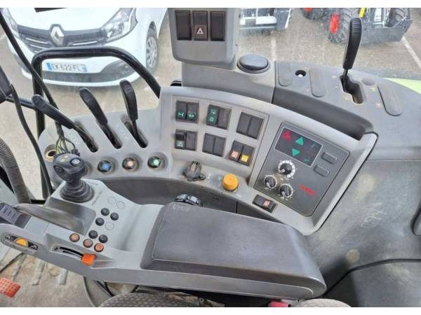 Трактор Claas Axion 850 (2011)