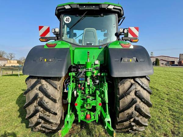 Трактор John Deere 8R 340 (2020)