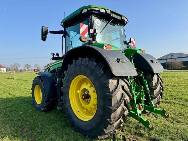 Трактор John Deere 8R 340 (2020)