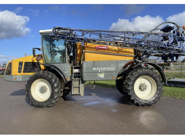 Самоходный опрыскиватель Caruelle Nympheos 4240 (2013)