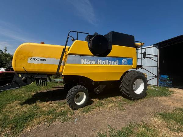Комбайн New Holland CSX7080 (2008)